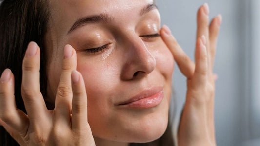 CUIDA TU CONTORNO DE OJOS Y DISFRUTA DE UNA MIRADA RADIANTE